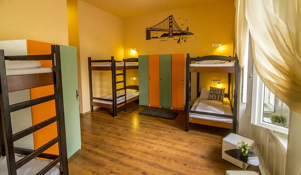 Otel Full Moon Budapeşte