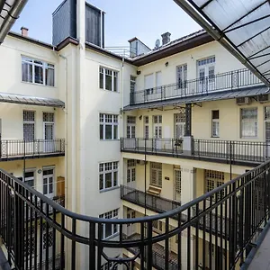  Apartamento Bpr Stollár Apartment, Danube View