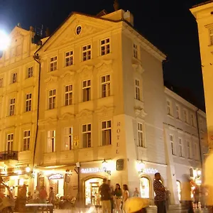 Apart Otel Old Town Square By Emblem Prag