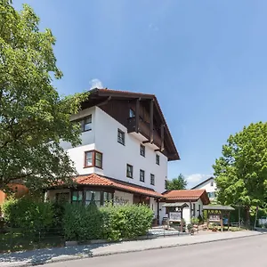 https://hotel-hachinger-hof.com-bavaria.com